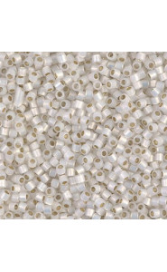 Miyuki delica beads 10/0 - Gilt lined white opal DBM-221